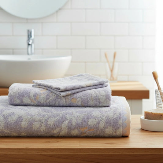 light-purple-jacquard-towel-600gsm-houstoncomfy.jpg