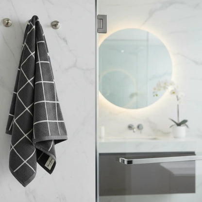 Houston-Comfy-White-Stripe-Bath-Towel_600GSM_100_Cotton_Soft_QuickDry_SinglePiece